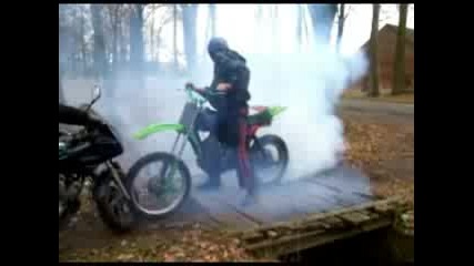 cz 250 cross burnout