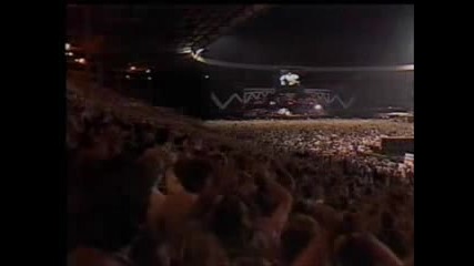 Queen - We Are The Champions (live at Wembley`86)