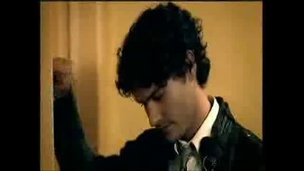 Leona Lewis - Bleeding Love [hq]
