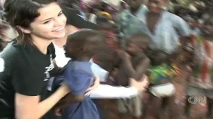 Selena Gomez working with Unicef 