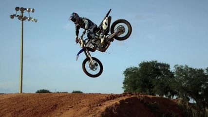 James Stewart Supercross Slo-mo Whip - Red Bull Moments