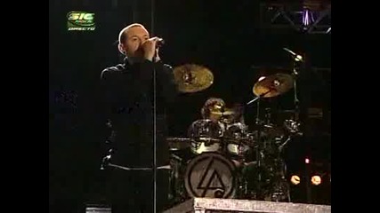 Linkin Park - Pushing Me Away (live at Rock In Rio)