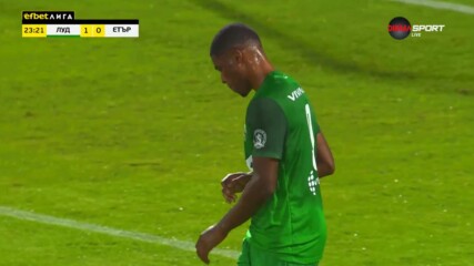 Впечатляващите отигравания на Квадво Дуа срещу Етър Велико Търново