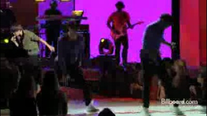 Justin Bieber - Baby (live)