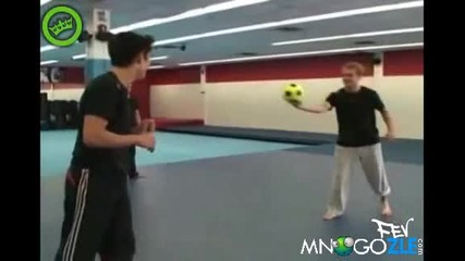 Кунг фу футбол