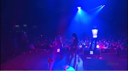 Velvet Revolver - Fall To Pieces Live