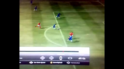 Дрогба прехвърля вратаря по блестящ начин ( Fifa 12 )