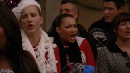 Glee - Full Performance of "do They Know It's Christmas?"