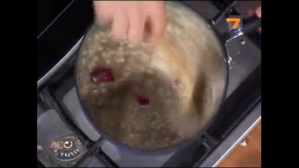 Лео представя ризото с цветчета от роза