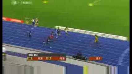 Изумително ! Usain Bolt - Пребягва 200 метра само за 19, 19 секунди и поставя Рекорд !! 