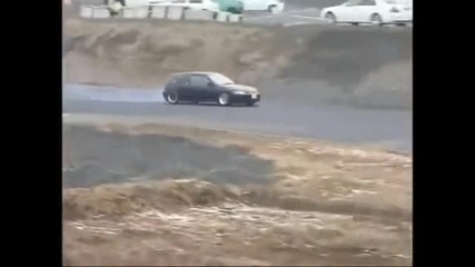 Honda Civic drifting