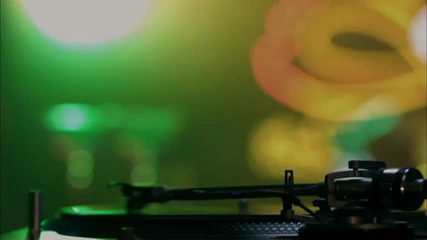 Usher Feat. Pitbull - Dj Got Us Fallin In Love