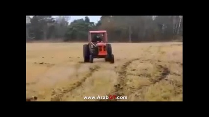 Доста луд трактор !