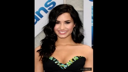 Miley C. Selena G. Demi L. || Dance Again