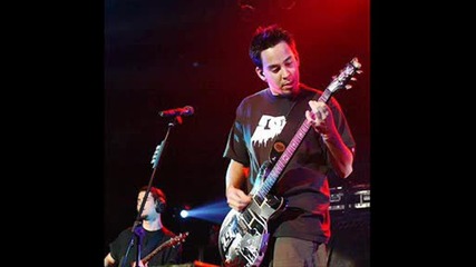 linkin park - pushing me away