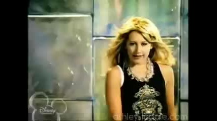 {ashley Tisdale - Kiss The Girl}