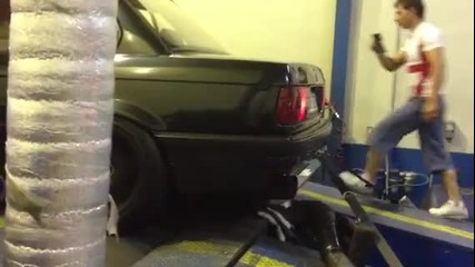 Bmw E30 пълни душата на всеки фен