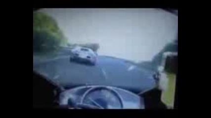 Bugatti Veyron Vs. Yamaha R1 Racing Down Moterway