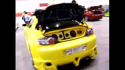 Тунингована Mazda Rx - 8 . 