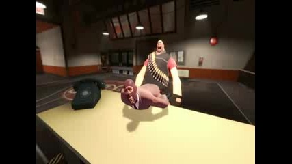 Heavy and Spy get it on!