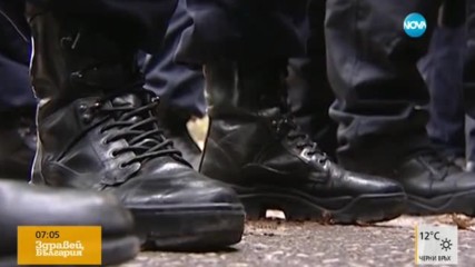 Пари за неполучени полицейски униформи