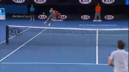 Цонга Замахва На Шега Срещу Федерер .. :d Australian Open 2013