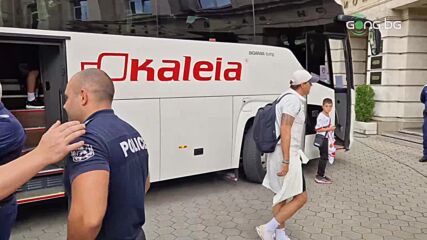Тимът с легенди на България вече е на "Васил Левски"