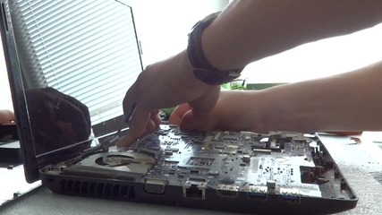 Почистване на Lenovo G580 експресен ремонт в сервиза на Screen.bg