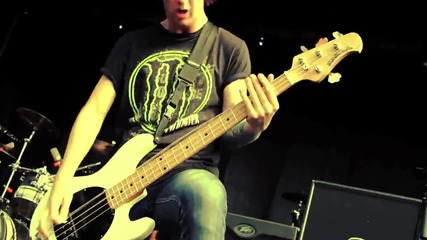 Asking Alexandria - Not The American Average