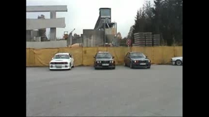 Три Много Луди Bmw E30