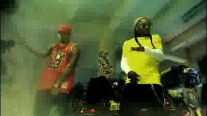 Chris Brown ft. Lil Wayne, Busta Rhymes - Look At Me Now