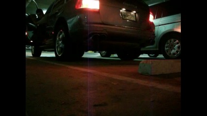 Звук от Porsche Cayenne S
