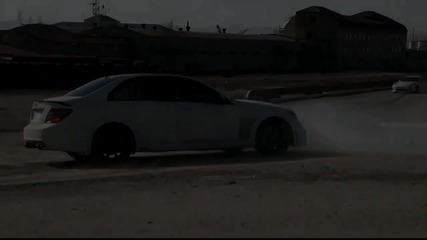 Mercedes Benz - Brabus Burnout