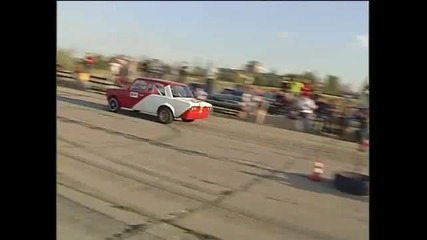 Honda Integra vs Vaz 2101 Turbo 