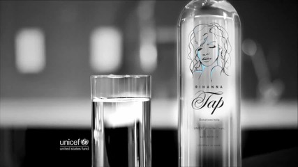 Реклама С Rihanna - Celebrity Tap Water ( High Quality )