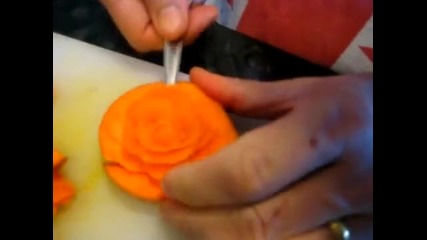 Рози от плодове
