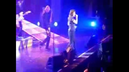 Kelly Clarkson I Do Not Hook Up Live Lincoln, Nebraska October 2009 