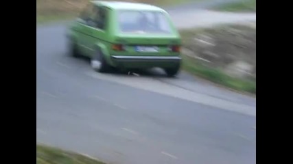 Vw Golf 1 16v Abf - Направо изригва от мощ - истински напомпан, малък, звяр! 