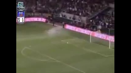 Извънземен гол на Бекъм !