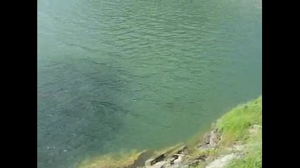 Странна дупка в езеро в Китай !!! 