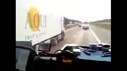 Откачен румънски шофьор :d:d