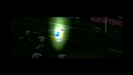 David Villa - In the shadows
