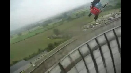 Най - гoлямата въртележка в света над 100 метра височина