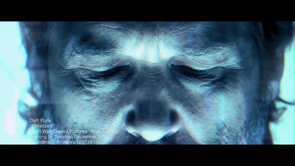 Tron Legacy - Daft Punk s Derezzed 