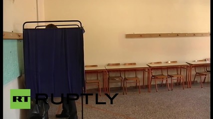 Greece: Former PM Antonis Samaras votes in bailout referendum