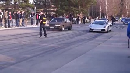 Volvo 740 t5 vs Lamborghini