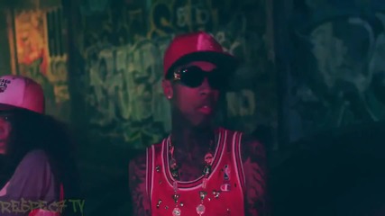 Tyga feat. Chris Brown - Snapbacks Back ( Urban Noize Remix ) ( High Quality )