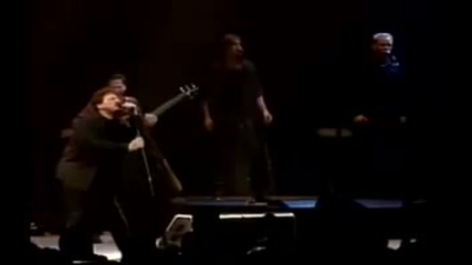 Toto - A Million Miles Away 