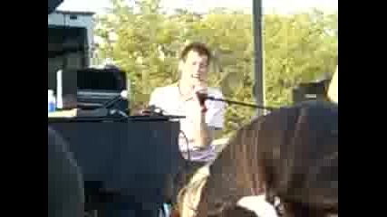Jacks Mannequin - Into The Airwaves (live)