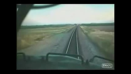 Сблъсък влак срещу влак Яко !!!